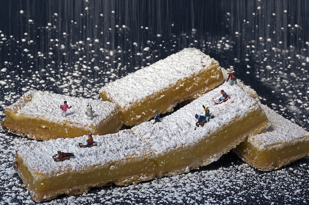 Christopher Boffoli: Lemon Bar Snow Day, 2013, Archival pigment ink print on metallic paper