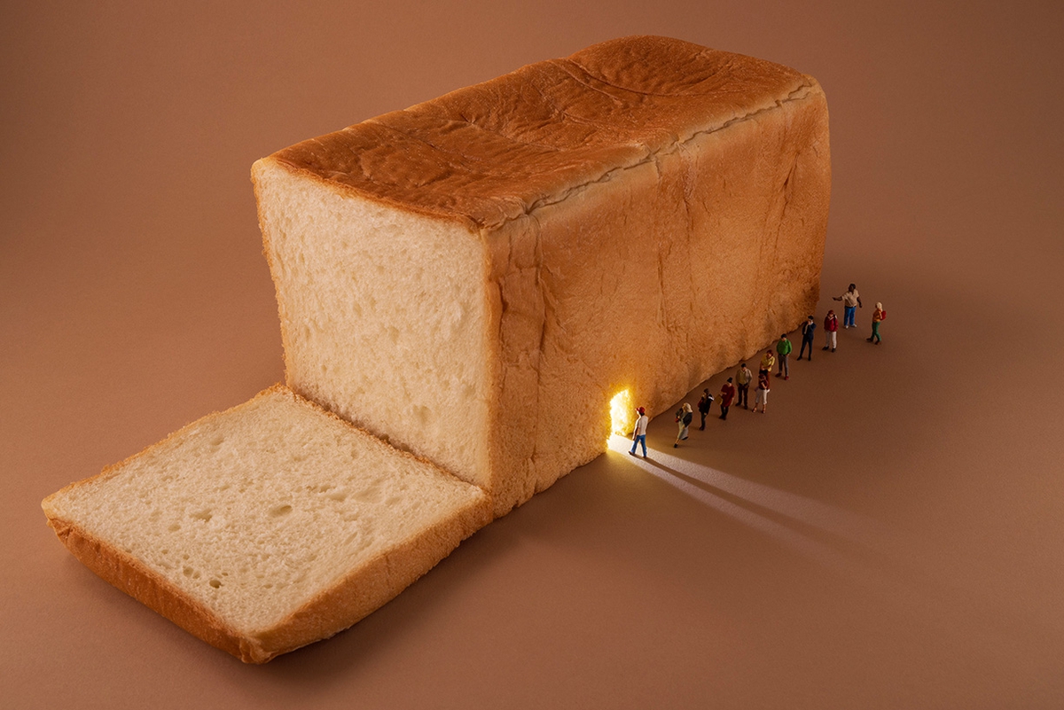 Christopher Boffoli: Bread Line, 2023, Archival pigment ink print on metallic paper, Available in various sizes