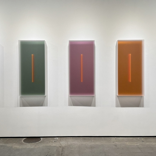 Casper Brindle, Refracted Matter, Install