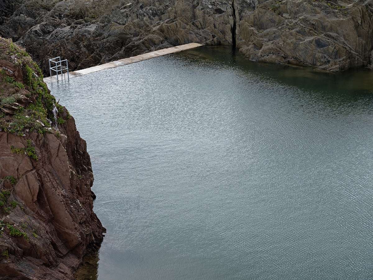 Jessica Cantlin: Mermaid Pool 2, 2022, Archival pigment print, Available in various sizes
