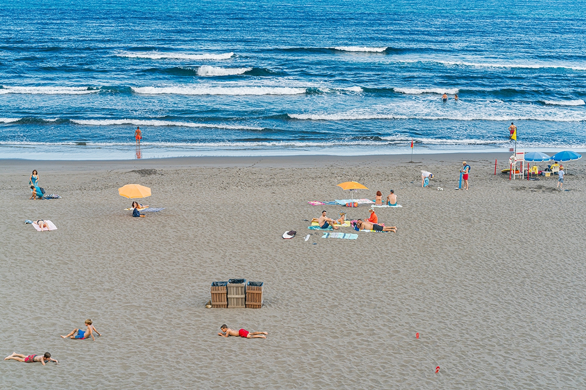 Jessica Cantlin: Sunday, 2019, Archival pigment print, 20x30, 24x36, 30x45, 40x60 inches
