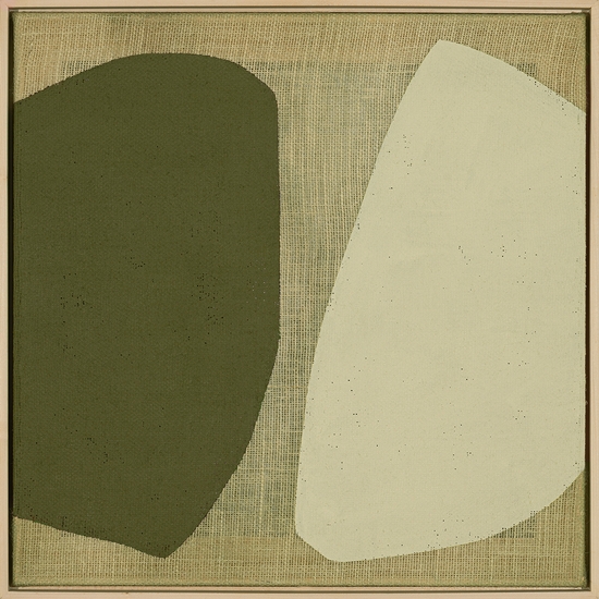 (19195) Hold Still -- Mia Farrington