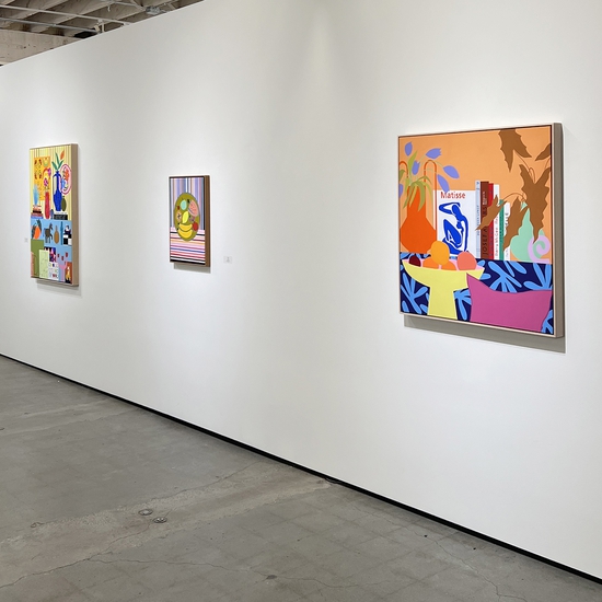Mary Finlayson, Orange, Violet, Install
