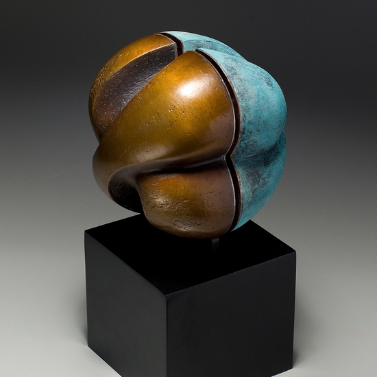 Jan Hoy: Bound #1, 2020, Bronze and clay on steel base, 17 x 8 x 8 inches