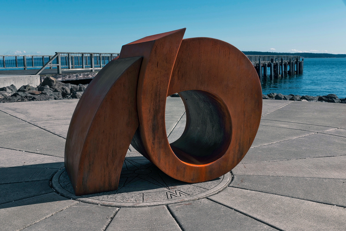 Jan Hoy: Intersection, 2020, Corten steel, 36 x 48 x 29 inches