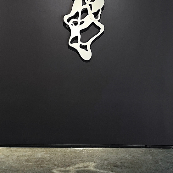 Andreas Kocks: Ariel (#2211V), 2022, Polished stainless steel, 36.25 x 19 x 1.25 inches