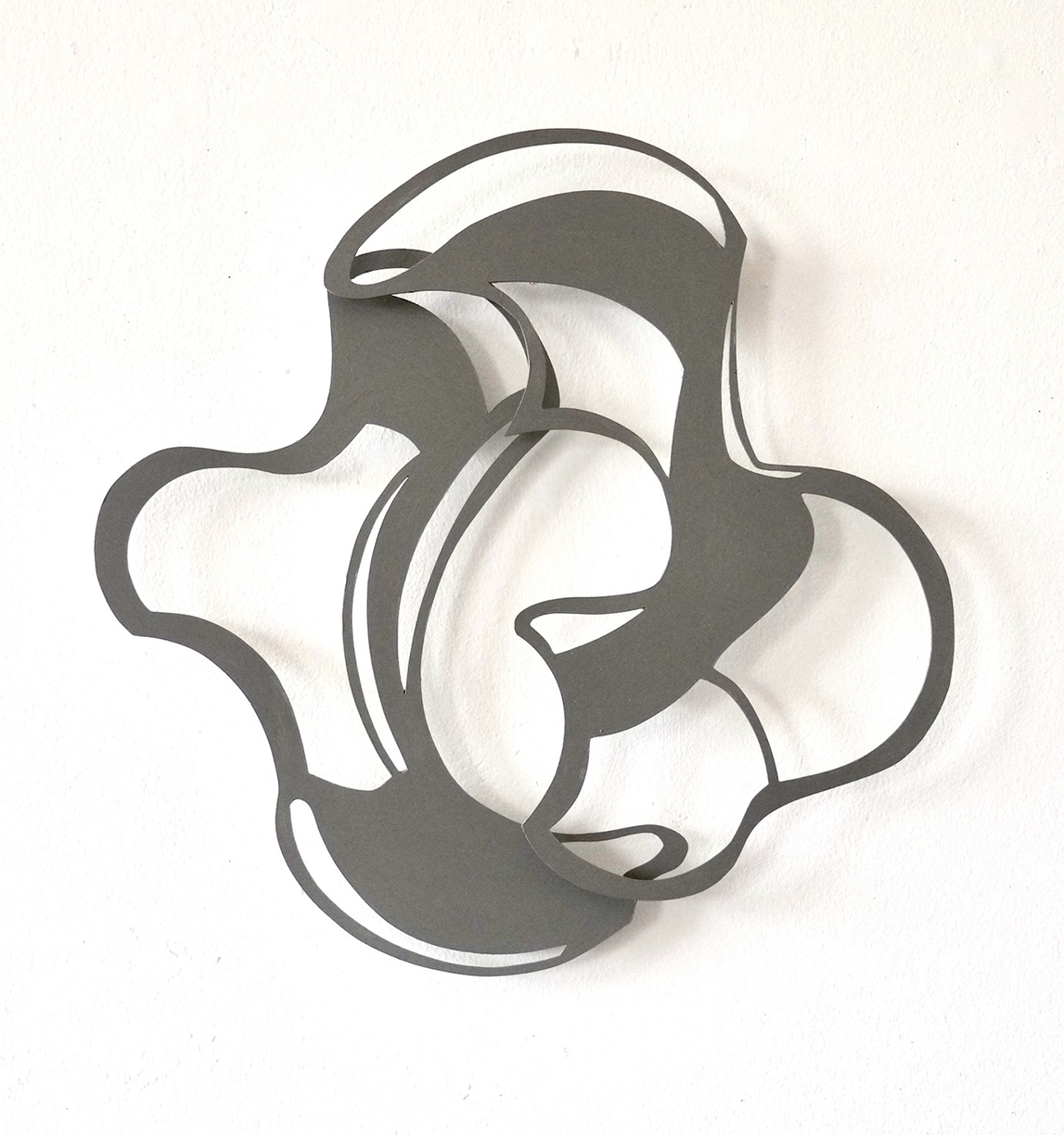Andreas Kocks, Two of Us (#2463SA), 2025, Steel, Acrylic, 16.5 x 17 x 1 inch.