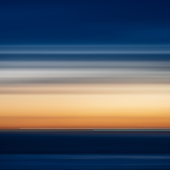Aaron Leitz: Horizons No. 60 (Liberty), New York, NY, 2019, Archival pigment print, Available in various sizes
