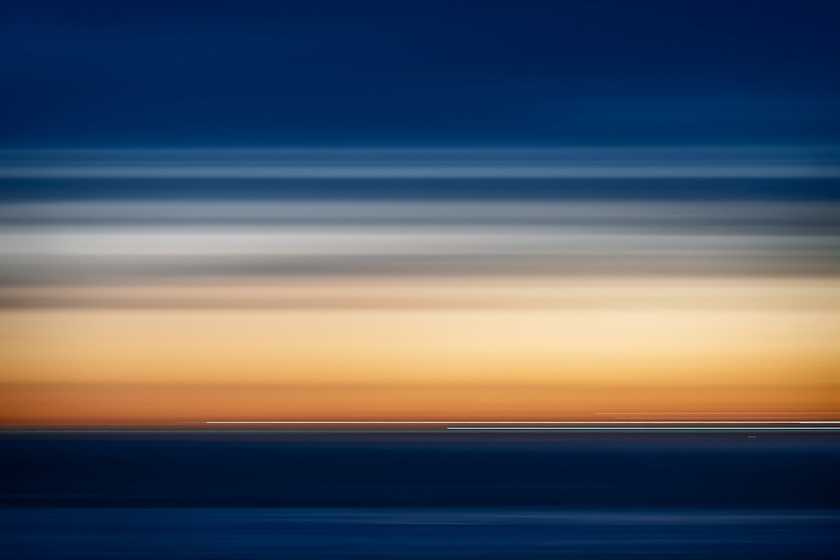 Aaron Leitz: Horizons No. 60 (Liberty), New York, NY, 2019, Archival pigment print, Available in various sizes
