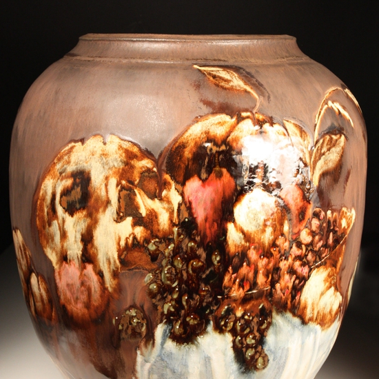 Dirk Staschke uses ceramics to reinterpret 16th century 'Vanitas' paintings and subverts the notions of beauty and property.