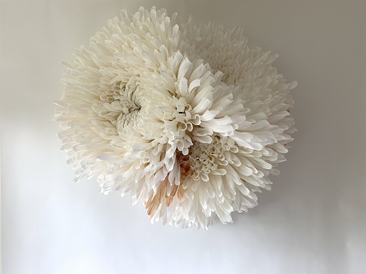 Tiffanie Turner: Three Chrysanthemums, 2020, Paper mâché, Italian crepe paper, glue, stain, wire, wood rods, 46.5 x 45.5 x 24 inches