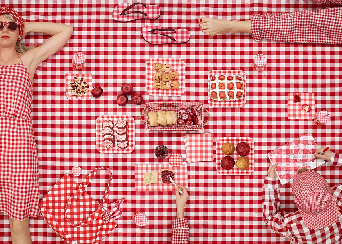 Margeaux Walter: Checkmate, 2015, Archival print, 30 x 42 inches