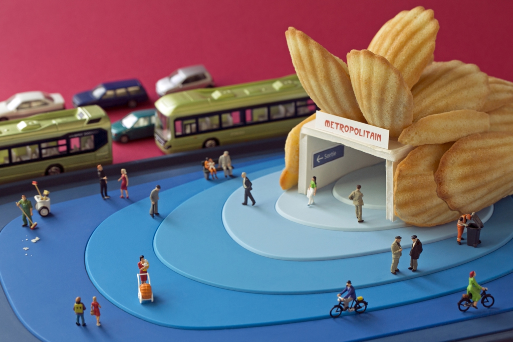 Christopher Boffoli: Madeleines Metro, 2015, Archival pigment ink print on metallic paper